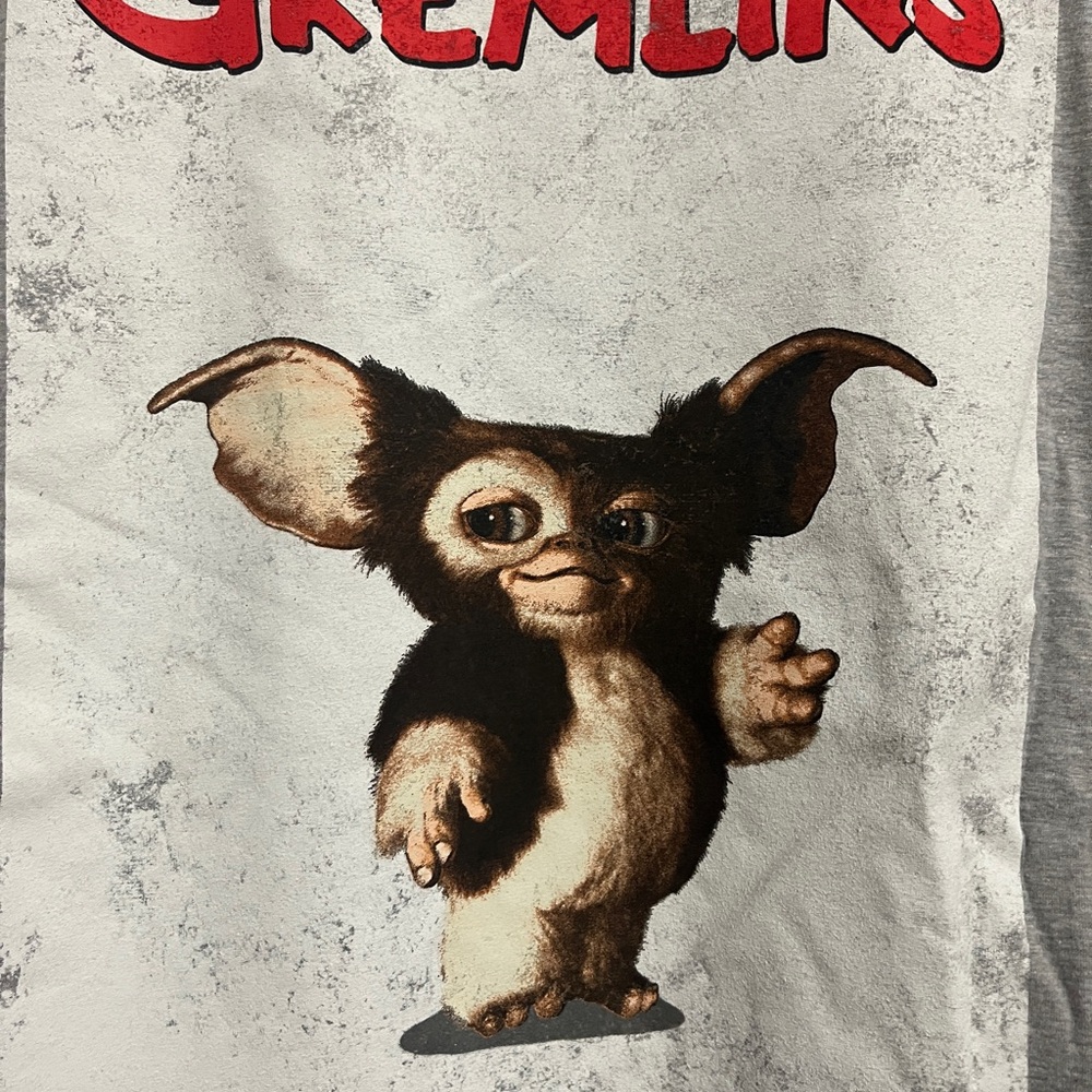 Gremlins Movie Poster T Shirt Mens size Medium - Picture 3 of 3